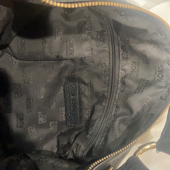 MICHAEL KORS Black Pebble Leather Hobo - Picture 8 of 8